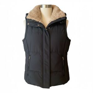 Love Tree Women’s Black with Brown Sherpa Lined Hood Puffer Vest   Size M